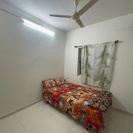 Shree Sadguru Krupa Yatri Niwas Kolhapur Exterior foto