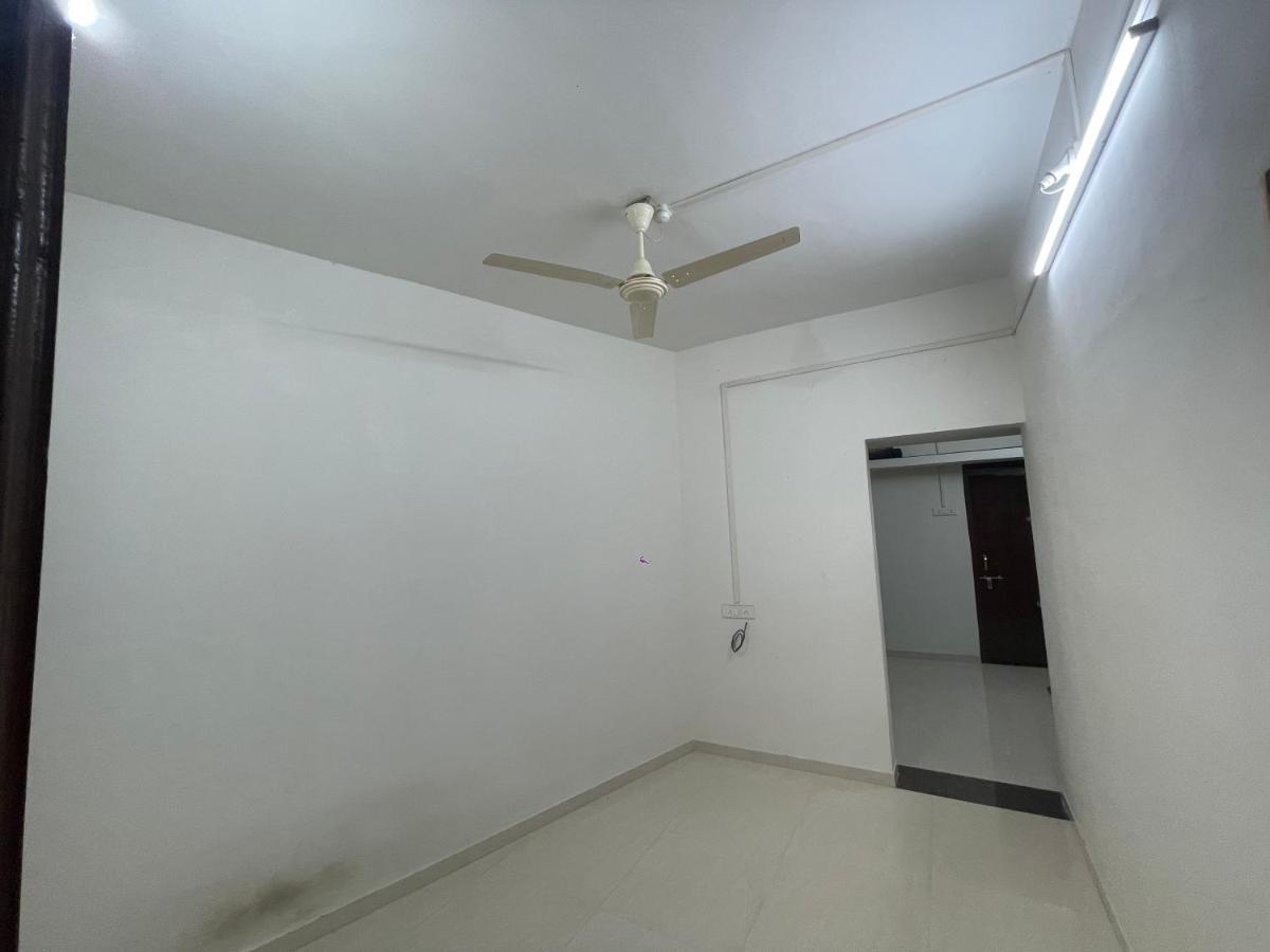 Shree Sadguru Krupa Yatri Niwas Kolhapur Exterior foto