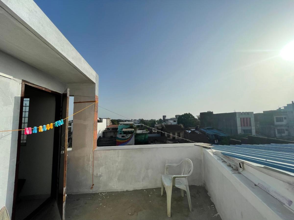 Shree Sadguru Krupa Yatri Niwas Kolhapur Exterior foto