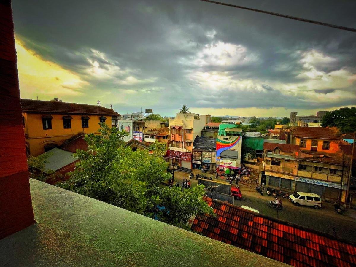 Shree Sadguru Krupa Yatri Niwas Kolhapur Exterior foto